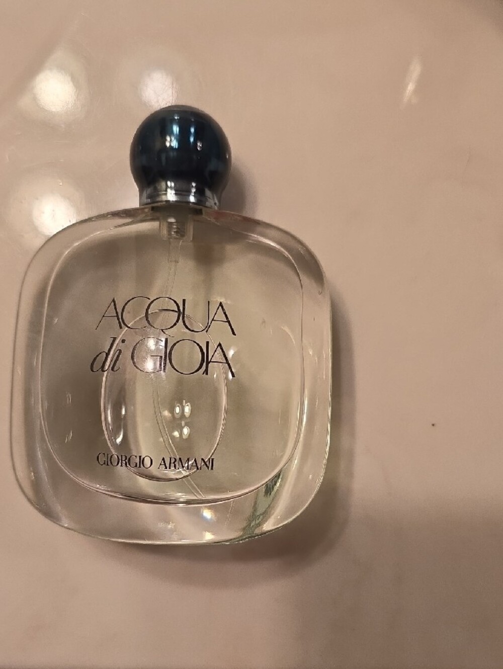 Giorgio Armani Acqua di Gioia Clear Spray Fragrance,50 ML with Dark Blue Cap - Picture 4 of 5